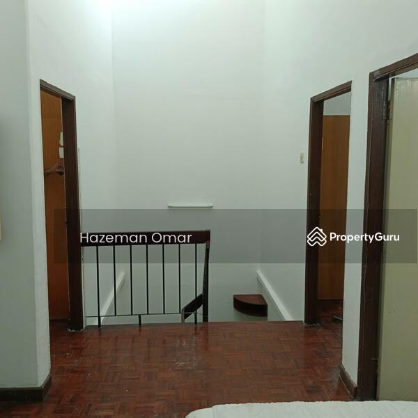 Untuk Disewa - [20x80 - Partially Furnished] 2-Storey SS 5C/1 Kelana Jaya